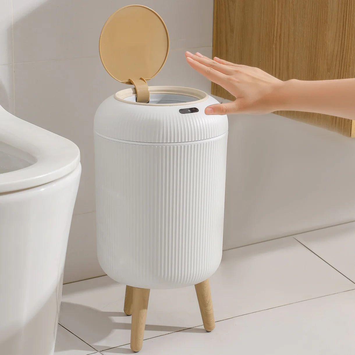 Touchless Sensor Smart Trash Bin