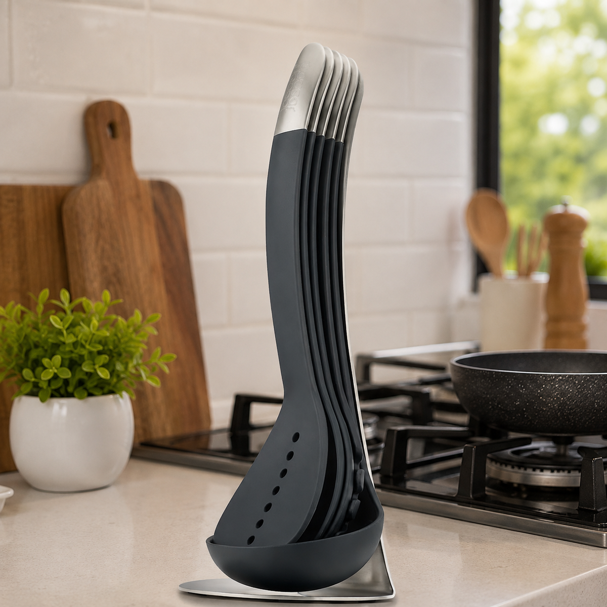 5-Pc Non Stick Kitchen Cooking Utensils Set with Magnetic Storage Stand | Crafted in UK