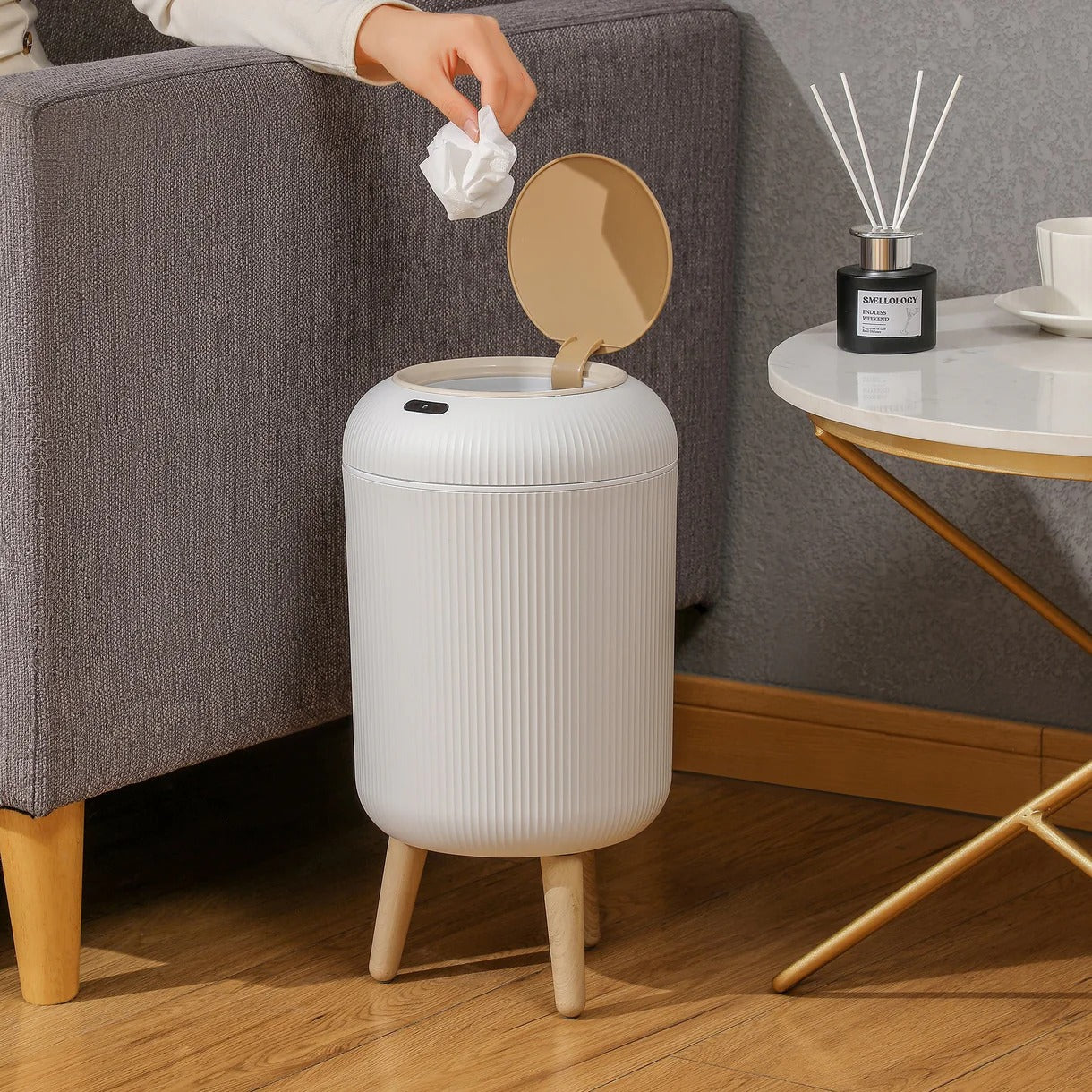 Touchless Sensor Smart Trash Bin
