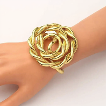 Multi-Styling Bendable Loop Statement Necklace