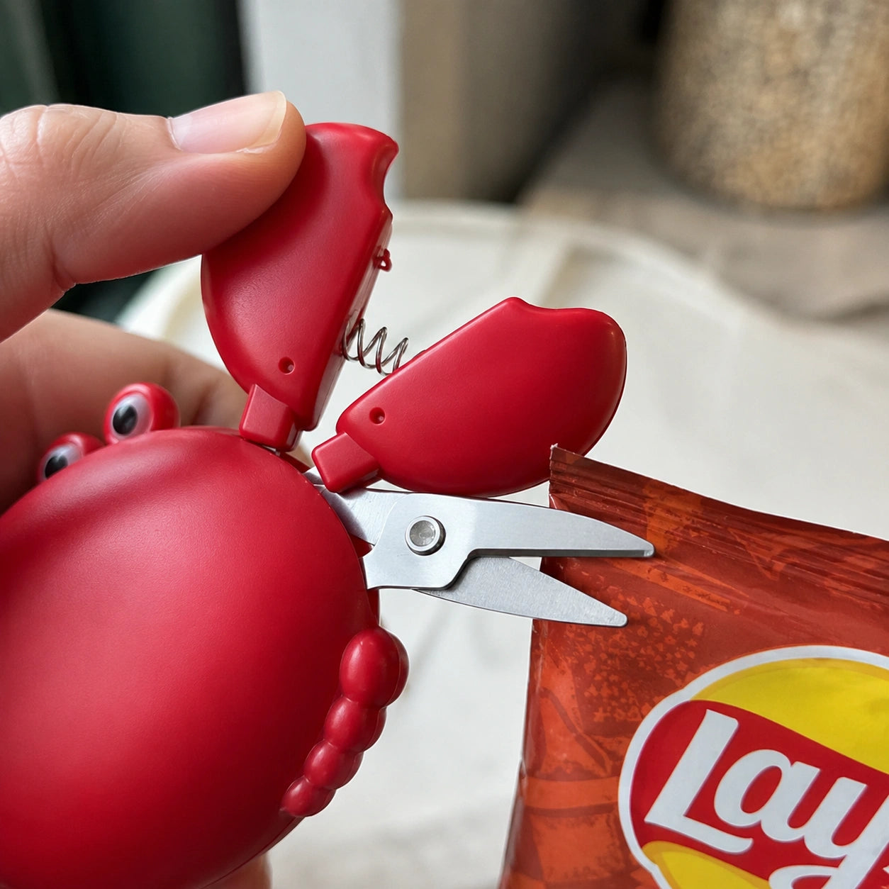 Mini 3-in-1 Crab Magnetic Multifunctional Tool