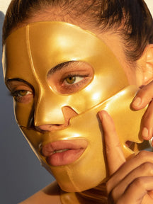 24K Gold Collagen Face Mask – Instant Glow & Anti-Aging Lift