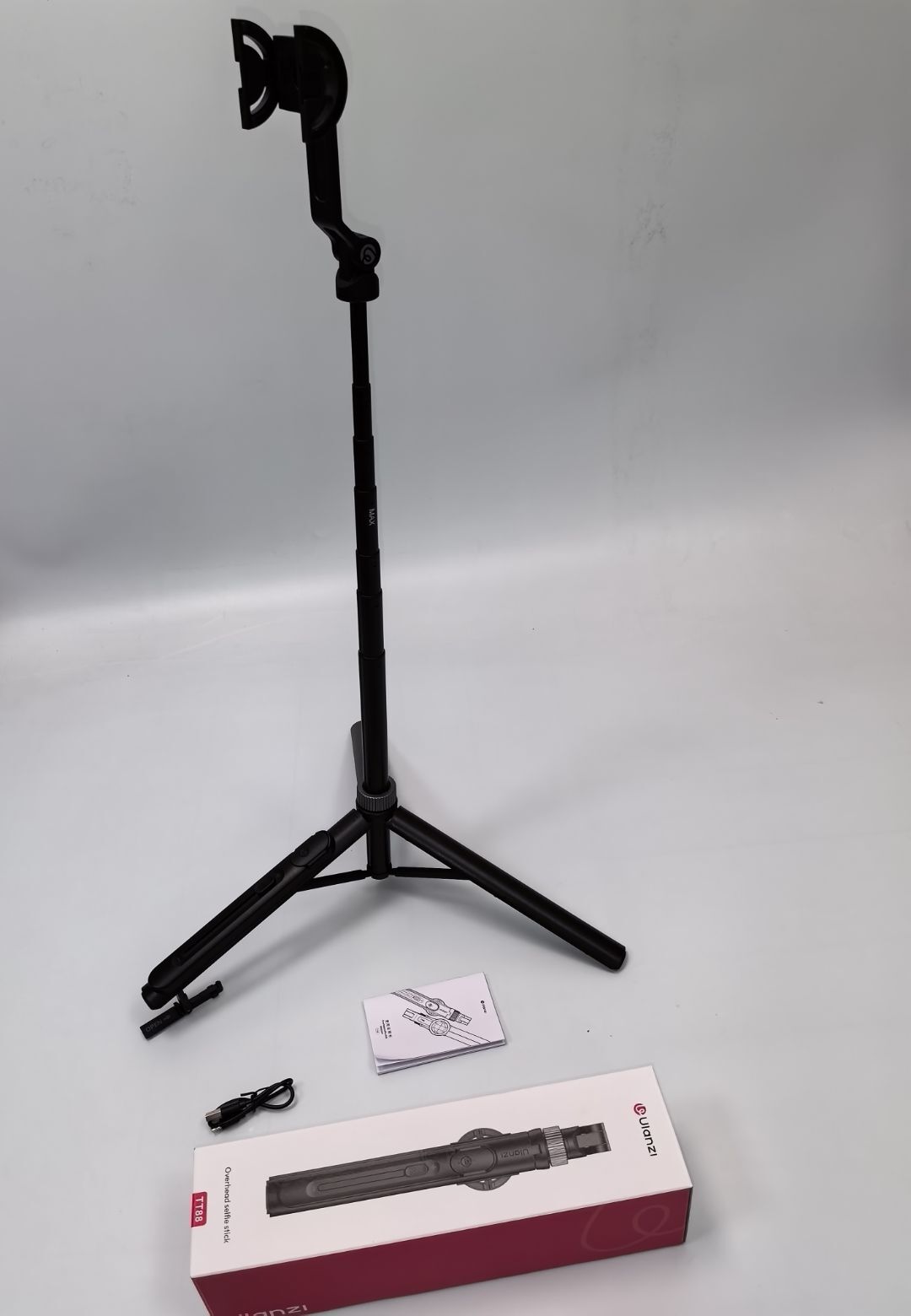 4-In-1 Mode MagSafe Overhead Selfie Stick